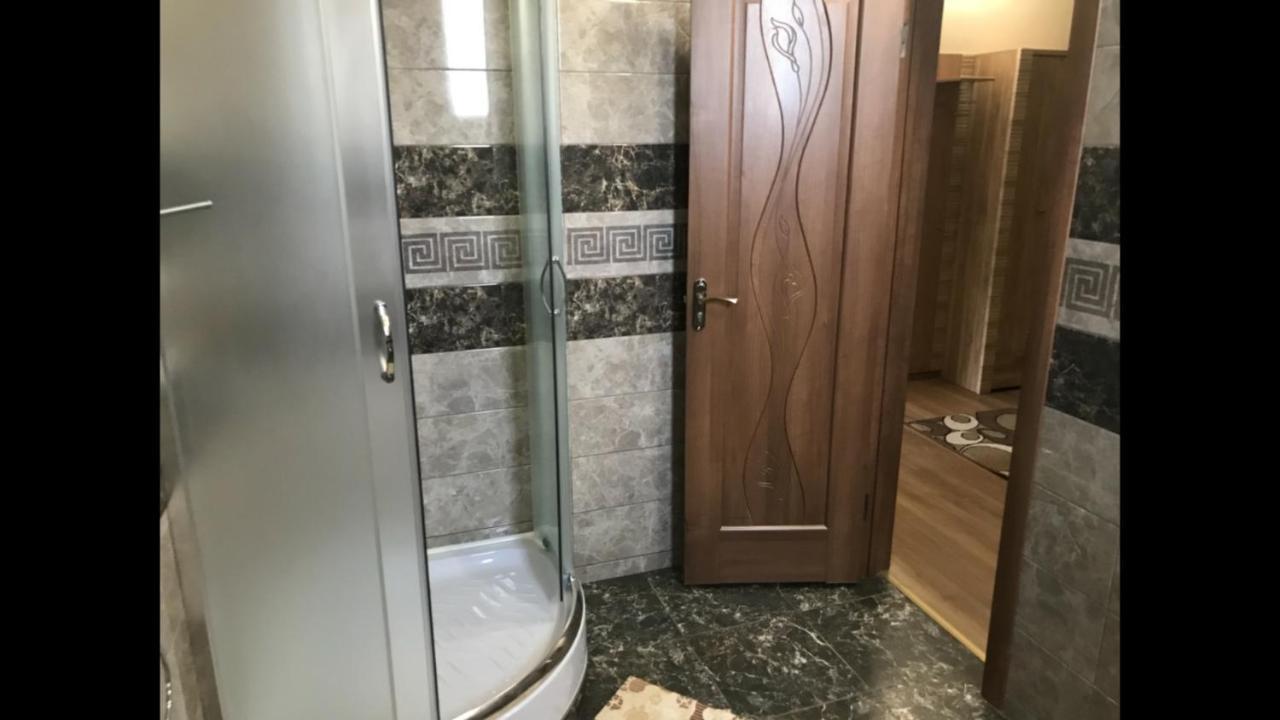Apelsin Hotell Bilhorod-Dnistrovsʼkyy Exteriör bild