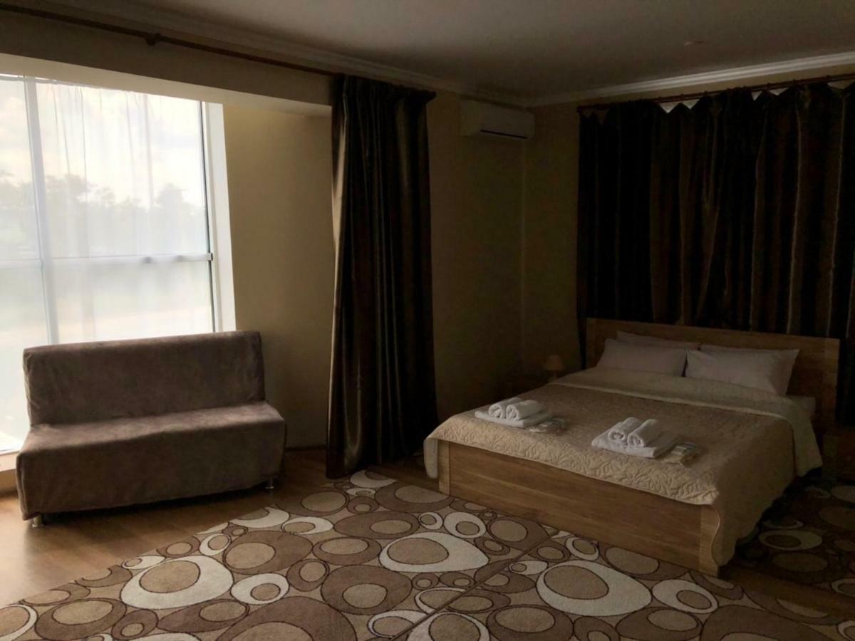 Apelsin Hotell Bilhorod-Dnistrovsʼkyy Exteriör bild
